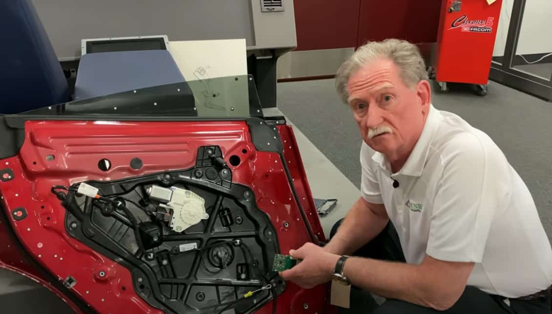 Tips For Tesla E3 Night Vision HUD & Wire Reduction Munro